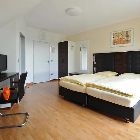Und Kongresszentrum Wanderath Otel