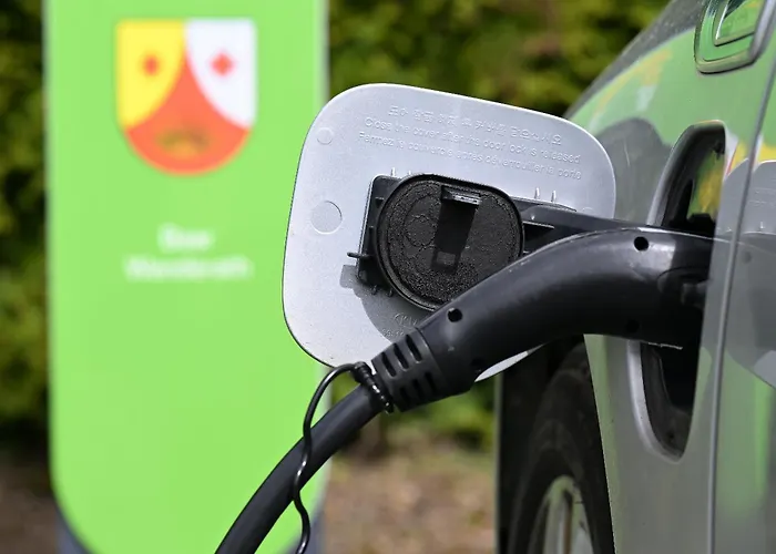 מלון Und Kongresszentrum Wanderath Baar (Rhineland-Palatinate)